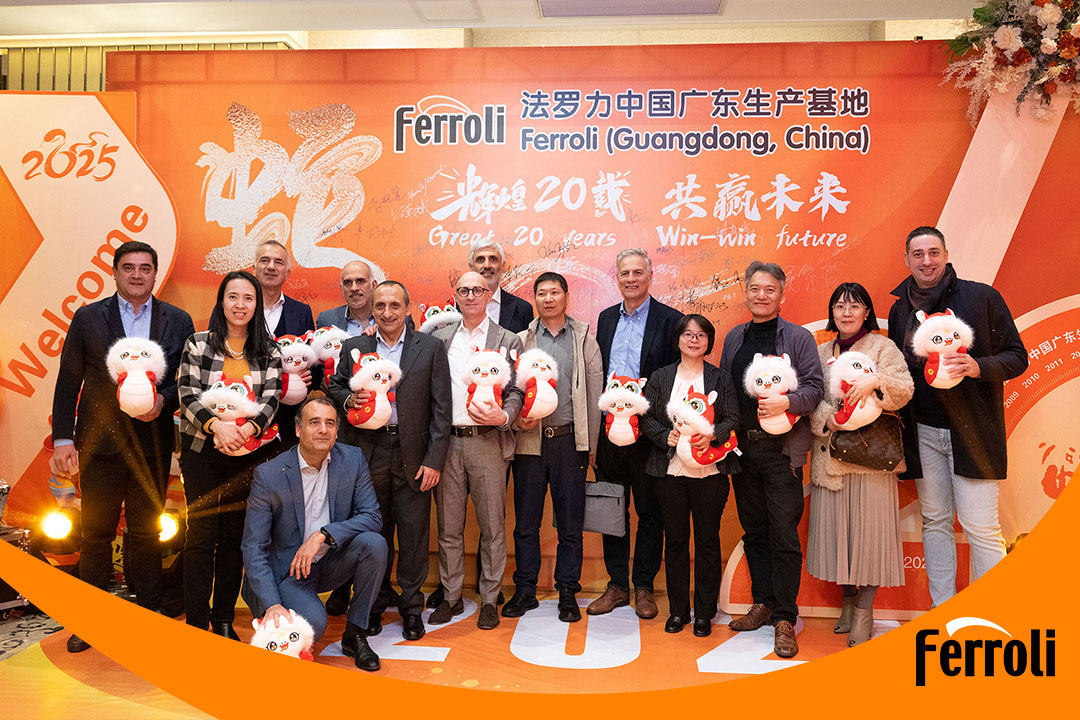 绚烂20载 共赢未来 | 金沙js8000002025新春晚会圆满落幕